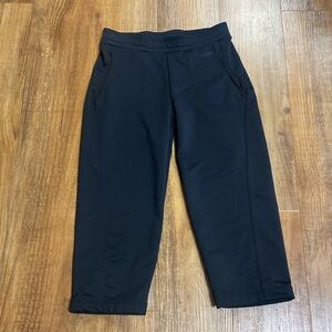 Calvin Klein performance black Capri pants size XS